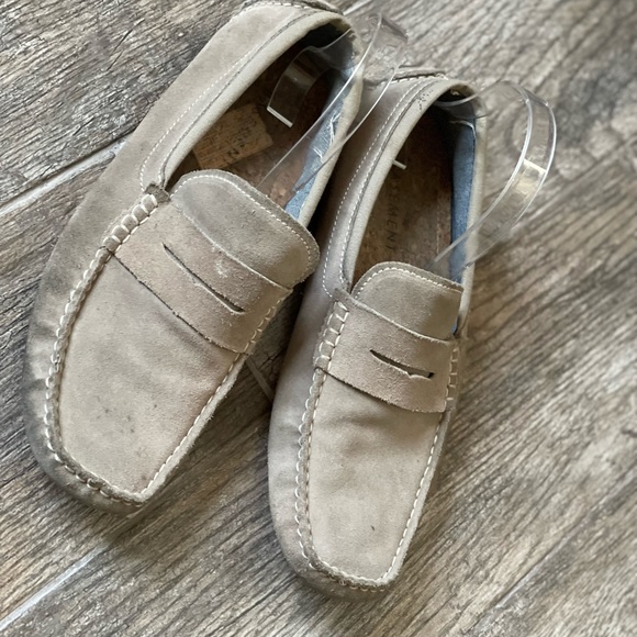 Men’s Suede driving Loafer - Picture 4 of 8